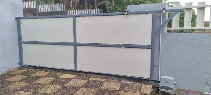Motorisation de portail coulissant La Réunion